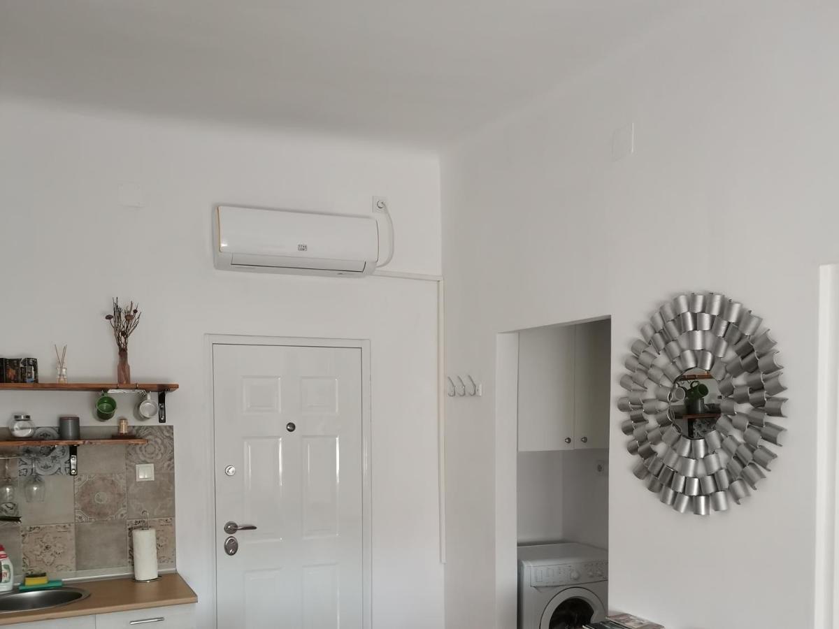 Spiegel Center Apartment Орадеа Екстериор снимка